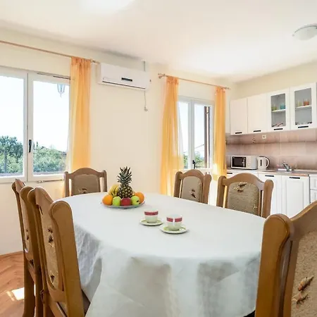 Apartman Ana Marija Gruda